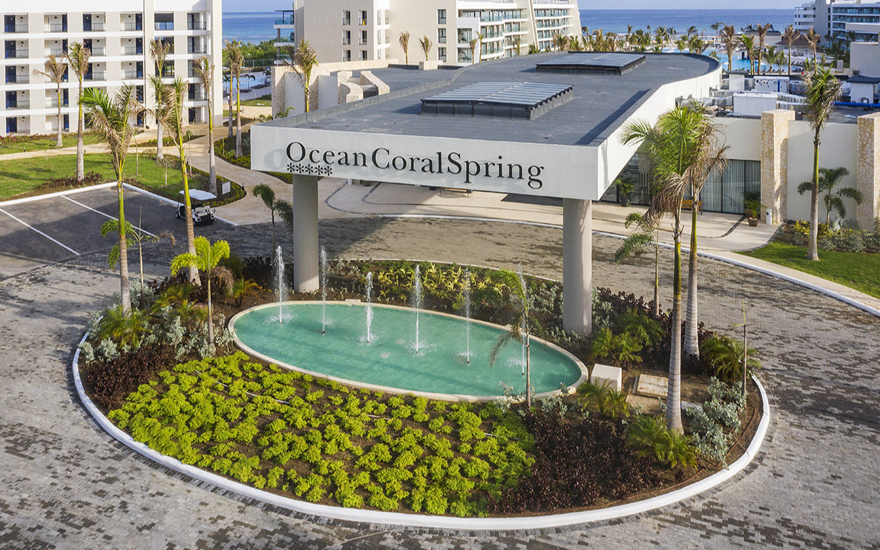 Ocean Coral Spring Jamaica resort area and pools