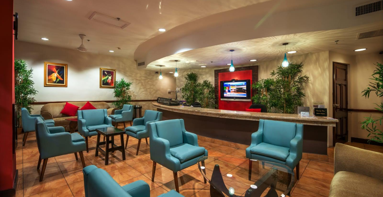Club Mobay lounge service at Montego Bay Airport