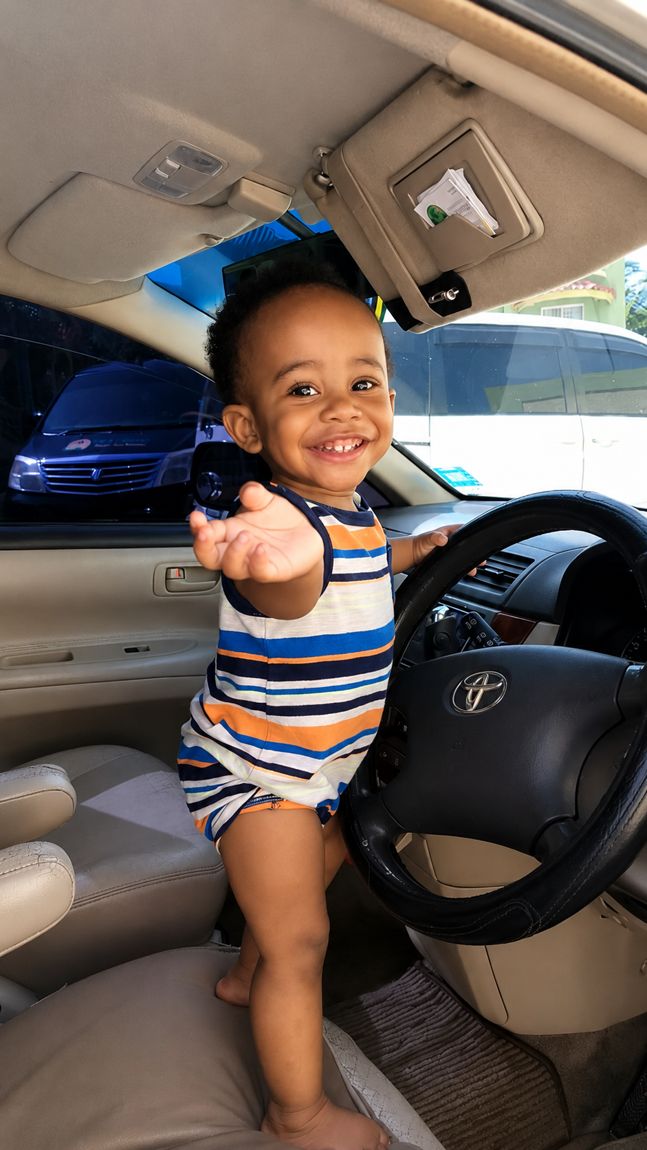 Private Jamaica driver ready for a tour day